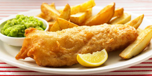 Come preparare il perfetto fish & chips: ingredienti e procedimento da seguire